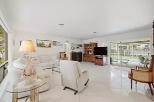 151 SW 8th Ave, Boca Raton, FL 33486 - Photo 6