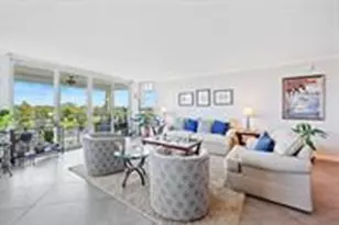 808 Cypress Blvd, Pompano Beach, FL 33069 - Photo 2