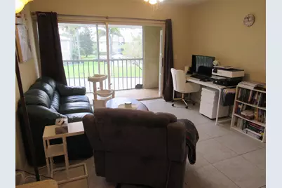1537 SE Royal Green Circle #202, Port Saint Lucie, FL 34952 - Photo 6