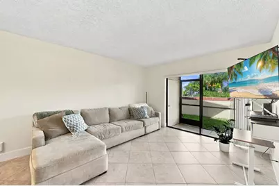 6585 Somerset Drive #102, Boca Raton, FL 33433 - Photo 8