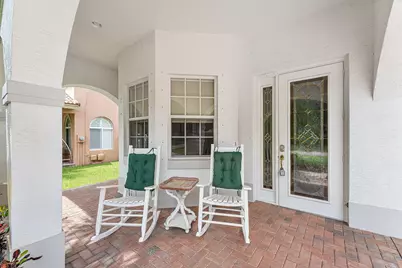 310 Venice Boulevard #310, Royal Palm Beach, FL 33411 - Photo 4