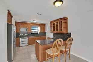 4901 SW 94th Ave, Miami, FL 33165 - Photo 2