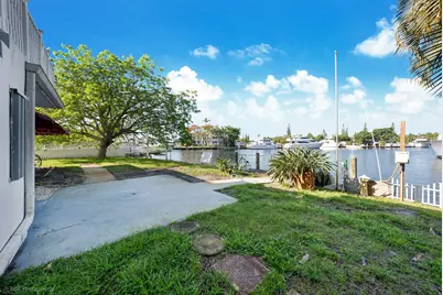 2141 SW 23rd Avenue, Fort Lauderdale, FL 33312 - Photo 12