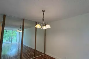 3800 Oaks Clubhouse Dr, Pompano Beach, FL 33069 - Photo 8