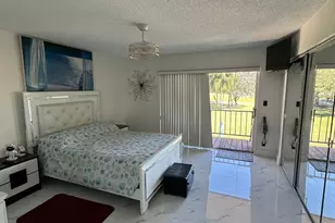 4557 Luxemburg Ct, Lake Worth, FL 33467 - Photo 4