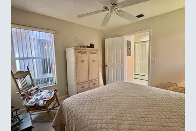 7702 Majestic Palm Drive, Boynton Beach, FL 33437 - Photo 32