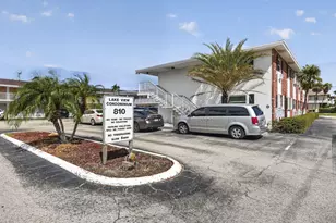 810 Lake Shore Dr, Lake Park, FL 33403 - Photo 1