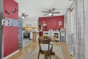 810 Lake Shore Dr, Lake Park, FL 33403 - Photo 10
