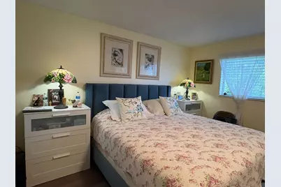 10 Colonial Club Drive #305, Boynton Beach, FL 33435 - Photo 16