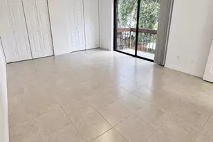 4039 Palm Bay Cir, West Palm Beach, FL 33406 - Photo 8