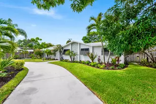 317 Daly Rd, Tequesta, FL 33469 - Photo 1