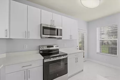 128 SW Peacock Boulevard #15-101, Port Saint Lucie, FL 34986 - Photo 10