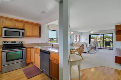 6981 SE Constitution Boulevard #204, Hobe Sound, FL 33455 - Photo 8