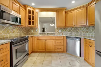 6807 SE Yorktown Drive, Hobe Sound, FL 33455 - Photo 10