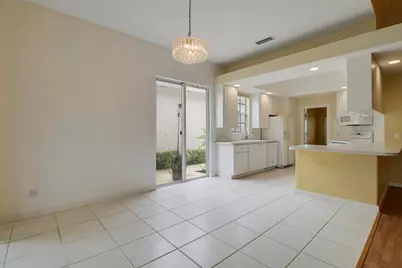 10755 Wharton Way, Palm Beach Gardens, FL 33412 - Photo 4