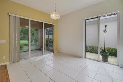 10755 Wharton Way, Palm Beach Gardens, FL 33412 - Photo 6