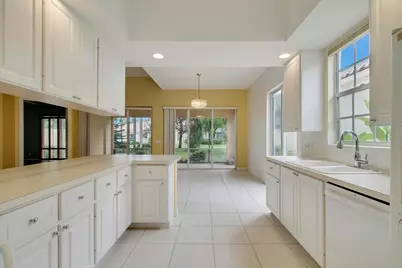 10755 Wharton Way, Palm Beach Gardens, FL 33412 - Photo 2