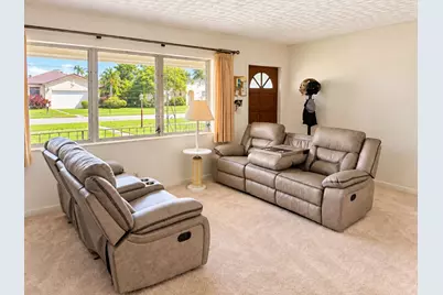 110 SE 3rd Avenue, Boynton Beach, FL 33435 - Photo 2
