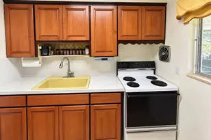 110 SE 3rd Ave, Boynton Beach, FL 33435 - Photo 6