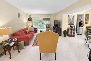 3810 Via Poinciana, Greenacres, FL 33467 - Photo 8