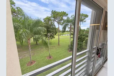 3810 Via Poinciana #303, Greenacres, FL 33467 - Photo 14