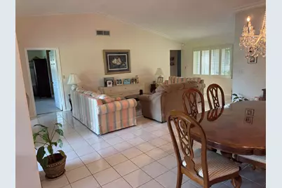10548 Greentrail Drive S, Boynton Beach, FL 33436 - Photo 4