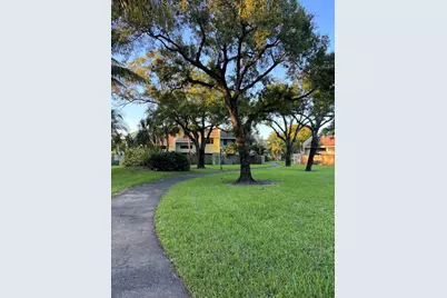2800 S Oakland Forest Drive #2302, Oakland Park, FL 33309 - Photo 28