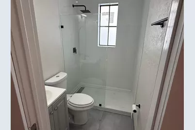 2000 Jefferson Street #17, Hollywood, FL 33020 - Photo 14
