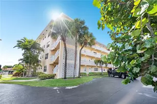 230 N Federal Hwy, Deerfield Beach, FL 33441 - Photo 1