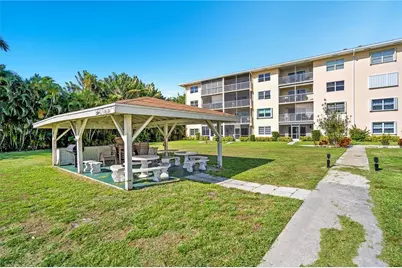 230 N Federal Highway #103, Deerfield Beach, FL 33441 - Photo 20