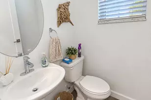 708 Del Vista Rd, Pompano Beach, FL 33069 - Photo 6