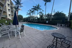 1640 Presidential Way, West Palm Beach, FL 33401 - Photo 16