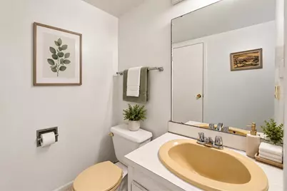 20400 W Country Club Drive #609, Aventura, FL 33180 - Photo 10