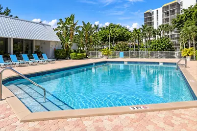 20400 W Country Club Drive #609, Aventura, FL 33180 - Photo 22