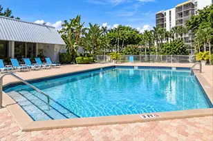 20400 W Country Club Dr, Aventura, FL 33180 - Photo 22
