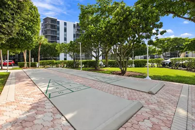 20400 W Country Club Drive #609, Aventura, FL 33180 - Photo 24