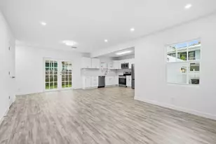 5203 N Flagler Dr, West Palm Beach, FL 33407 - Photo 2