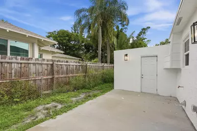 5203 N Flagler Drive, West Palm Beach, FL 33407 - Photo 14