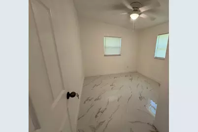 508 Palm Avenue, Fort Pierce, FL 34982 - Photo 12