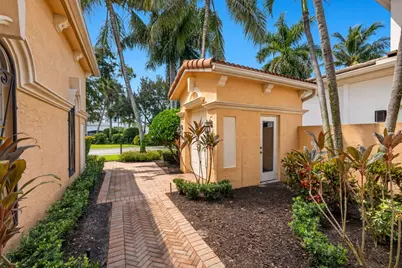 142 Viera Drive, Palm Beach Gardens, FL 33418 - Photo 10