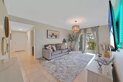 231 SW 116th Avenue #19208, Pembroke Pines, FL 33025 - Photo 2