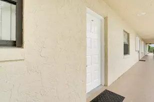 890 N Federal Hwy, Lantana, FL 33462 - Photo 4