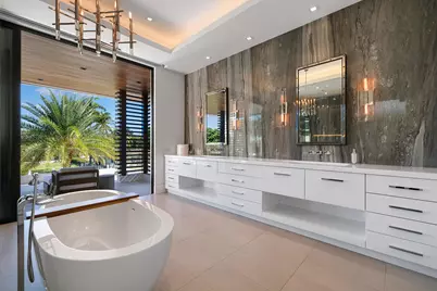 2423 Castilla Isle, Fort Lauderdale, FL 33301 - Photo 38