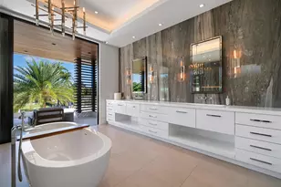 2423 Castilla Isle, Fort Lauderdale, FL 33301 - Photo 38