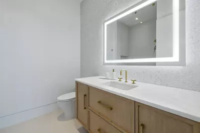 2423 Castilla Isle, Fort Lauderdale, FL 33301 - Photo 54