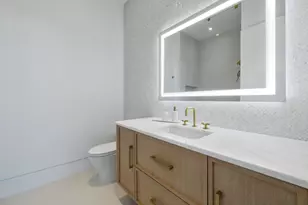 2423 Castilla Isle, Fort Lauderdale, FL 33301 - Photo 54