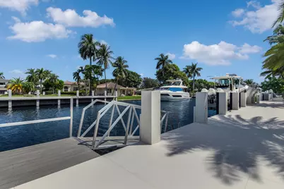 2423 Castilla Isle, Fort Lauderdale, FL 33301 - Photo 70