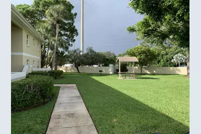 1544 SE Royal Green Circle #204, Port Saint Lucie, FL 34952 - Photo 2