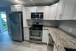 817 S L St, Lake Worth Beach, FL 33460 - Photo 1