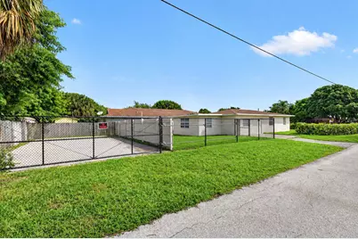 603 N Broadway, Lantana, FL 33462 - Photo 12